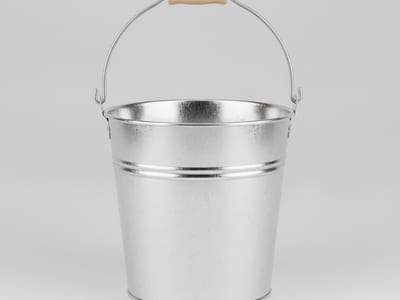 bucket — visual dictionary illustration